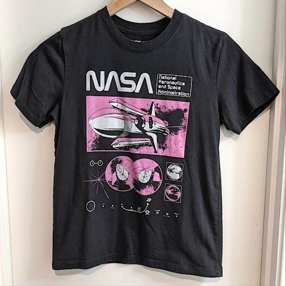 Fifth Sun NASA Space Graphic Tee Boys size Medium